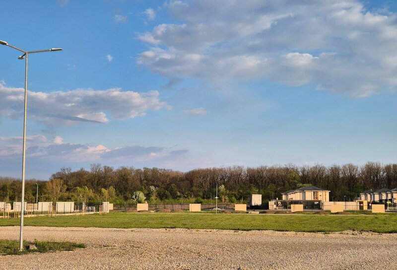 Teren premium de vanzare in Eden Forest -vizavi de parcul central de 7000mp